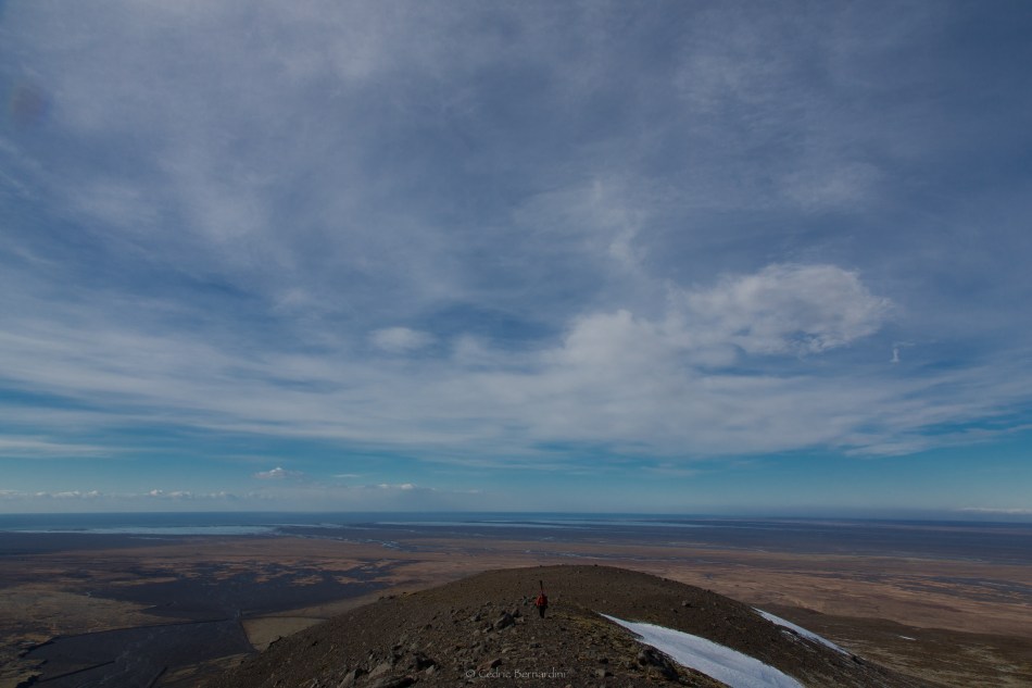 tomas hiking the highest mountain (volcano) of iceland . hvannadalshnukur
