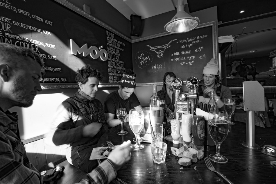 Ross Hewitt, Colter Hinchliffe, Griffin Post, Davide De masi, Tim Durtschi, Dave Searle, Dyane Devey, Johanna Stalnacke, 